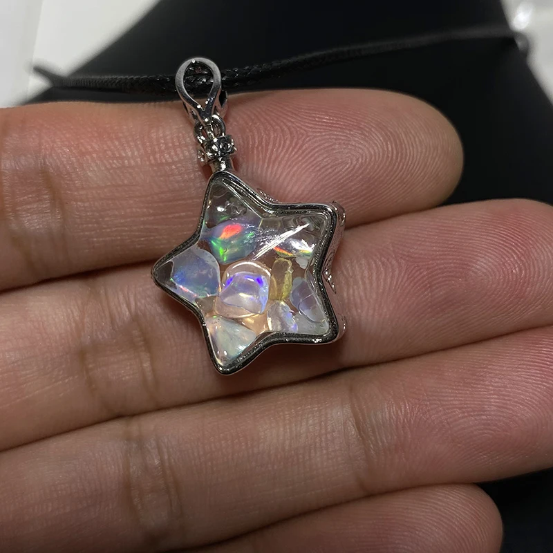 Unit One Piece Natural Opal Gemstone Crystal Chips Star Shaped Glass Wish Bottle Necklace Pendant With Leather Rope 4
