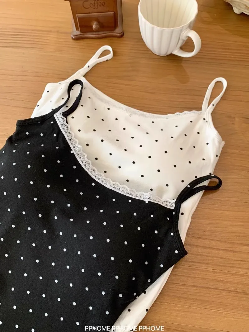 Neues, angesagtes Mädchen-Style Spitzen-Top mit Polka Dots, ärmellos, mit festem Brustpolster, als Unterwäsche oder Oberbekleidung geeignet. – Detail 11