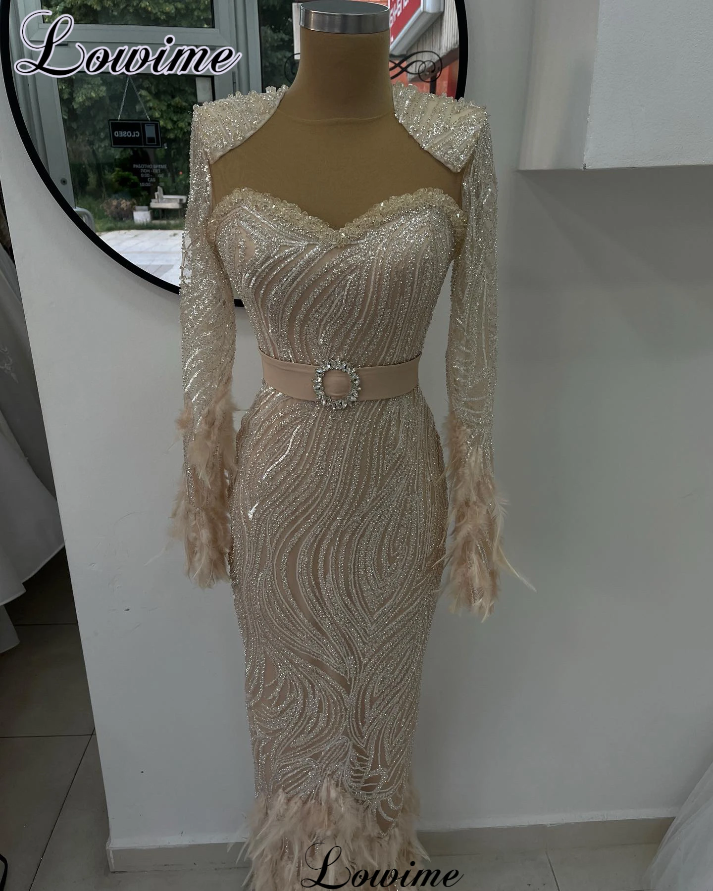Elegant Champagne Cocktail Dresses Mermaid Simple Long Sleeves Prom Dresses With Feathers Evening Party Gowns