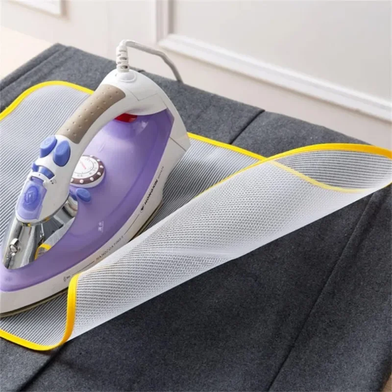 3pcs Heat Resistant Ironing Sewing Tool Cloth Protective Heat Shield Pad-Hot Home Ironing Anti Hot Pad (Color Random)