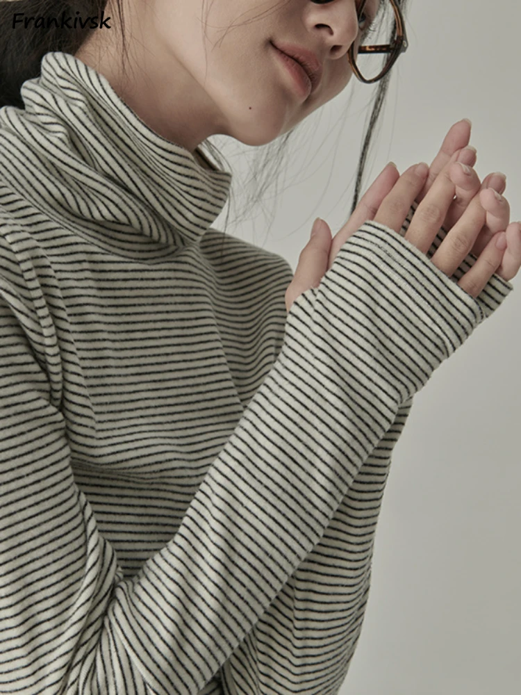 T-shirts rayés femmes printemps confortable à manches longues tout-match quotidien élégant classique col roulé hauts offres spéciales vêtements de Style coréen 1 T-shirts rayés femmes printemps confortable à manches longues tout-match quotidien élégant classique col roulé hauts offres spéciales vêtements de Style coréen 1