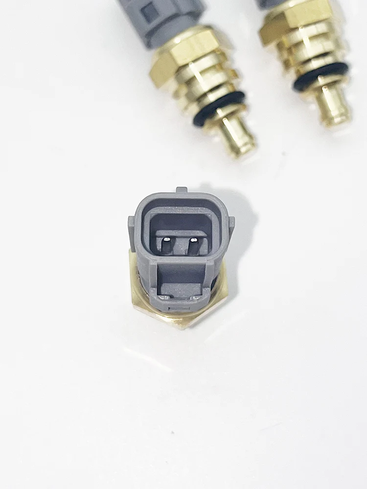 Applicable to Ford New Focus Winged Tiger, Mondi Ruijie Taurus Winged Bo 1.51.62.02.3 Water Temperature Sensor