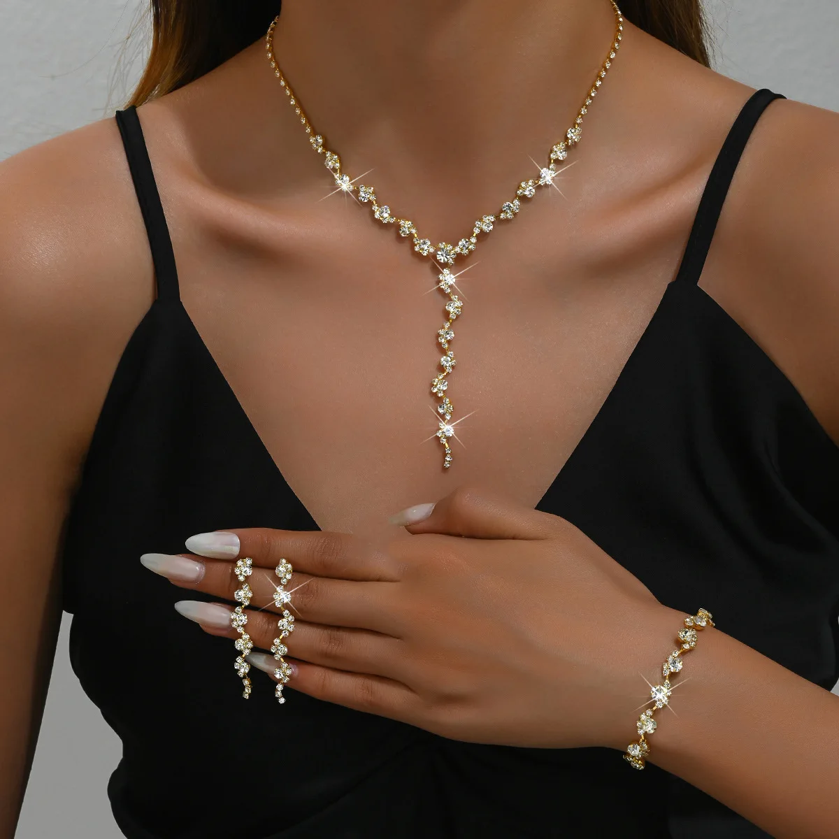 4 pieces of women's European and American fashion jewelry set, rhinestone necklace, bracelet, earrings, bride's wedding dress ac