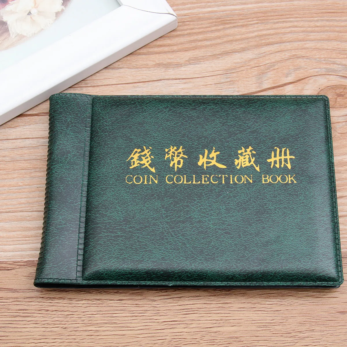 60포켓 동전 수집 앨범북 휴대용 컴팩트 138x98mm 짙은 녹색 PU 커버 OPP 페이지 동전, 캡, 토큰, 배지 등에 적합