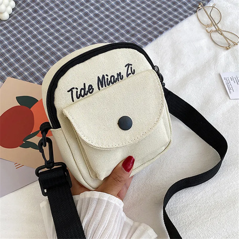 Fashionable Letter Canvas Phone Crossbody Bag with 2 Cute Bear Pins, Stylish Student Harajuku Shoulder Bags for Women Daily Use