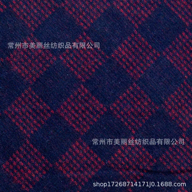 컬러 우븐 플란넬 원단 엠보싱 브러쉬드 플래드 원단 장난감 베개 소재 부드러운 질감 관리가 용이 의류 액세서리에 적합
