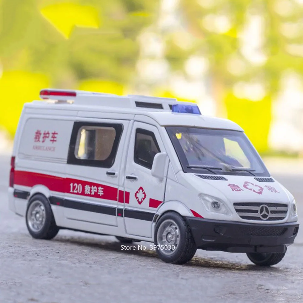 1/32 Pressofuso In Lega Benz Ambulanza Modello di Auto Giocattolo Luce  Suono Ruota di Auto Tirare Indietro Pneumatici di Gomma Veicoli In  Miniatura Regalo Per Bambini giocattoli - AliExpress, image size:1000x1000