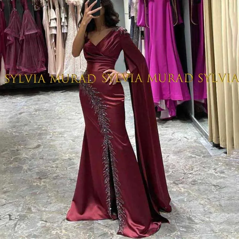 

Heavily Beaded Side Split Evening Dress For Women Single Long Sleeves Mermaid Plunging Neck Burgundy Sheath Prom Dresses Party