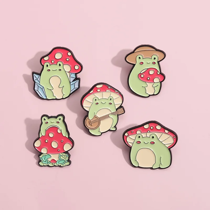 Hot Selling Cute and Silly Frog Mushroom Shaped Brooch Fun Animal Metal Badge Children's Bags Jackets Hats Pins Gifts Wholesale