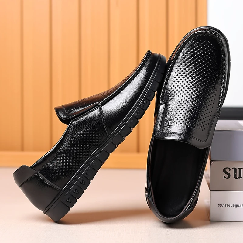 2024 New Summer Breathable Shoes for Men Genuine Leather Soft Casual Shoes Man Slip-on Cutout Shoes Cowhide Summer Loafers