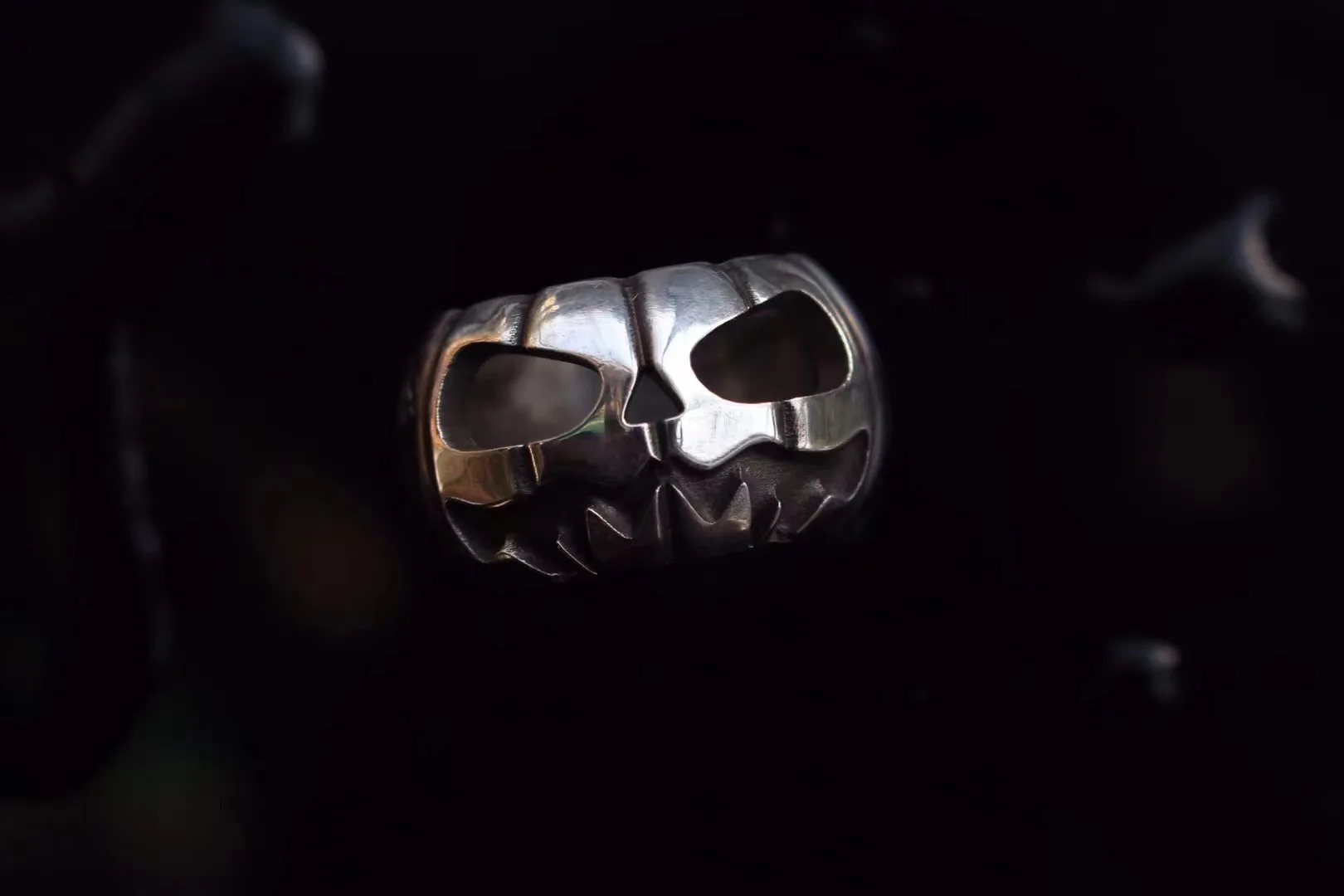 

S925 Silver Do Old Process Hallow Collection - Skulls. Nanguadang Ring