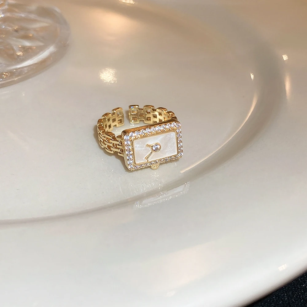 الموضة الإبداعية شل ساعة شكل حلقة النساء فنجر اكسس...