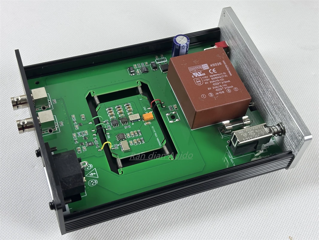 Latest Updated DAC Decoding Dedicated External Clock (11.2896MHz or 12.288MHz)（Crystek CCHD-575 Femtosecond Crystal Oscillator 5