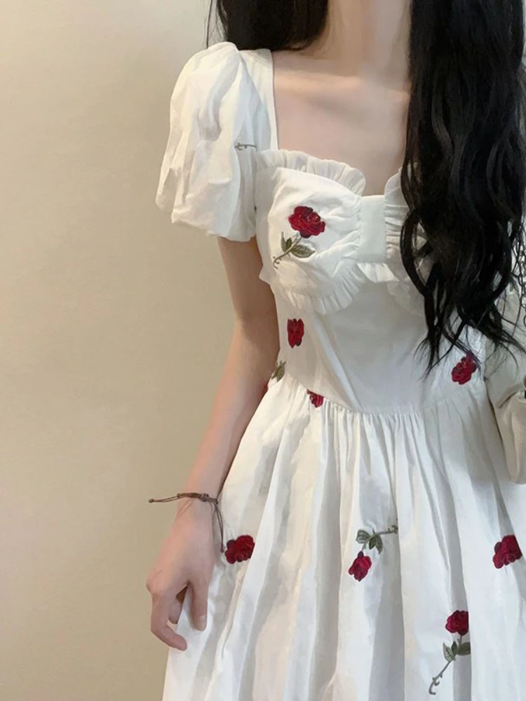 

Women Dress 2024 Summer French Square Neck Fragmented Flower Dress Elegant Split Bubble Sleeves Slim Fit Long Dress