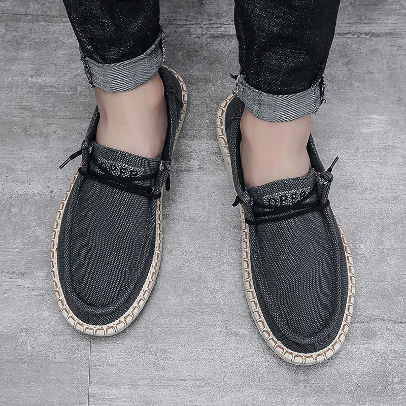 

Men Plus Size Casual Denim Men Sneakers Loafers Canvas Shoes Flat Vulcanize Shoes Fashion British Designer Breathable Light