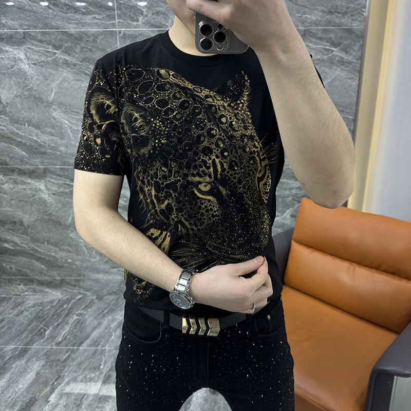Tシャツ・カットソー LEOPARD SEQUINS T-SHIRT Summer Sequin Tiger Black T-Shirt - Party & Street Wear