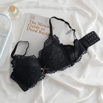 soutien-gorge-noir-uniquement