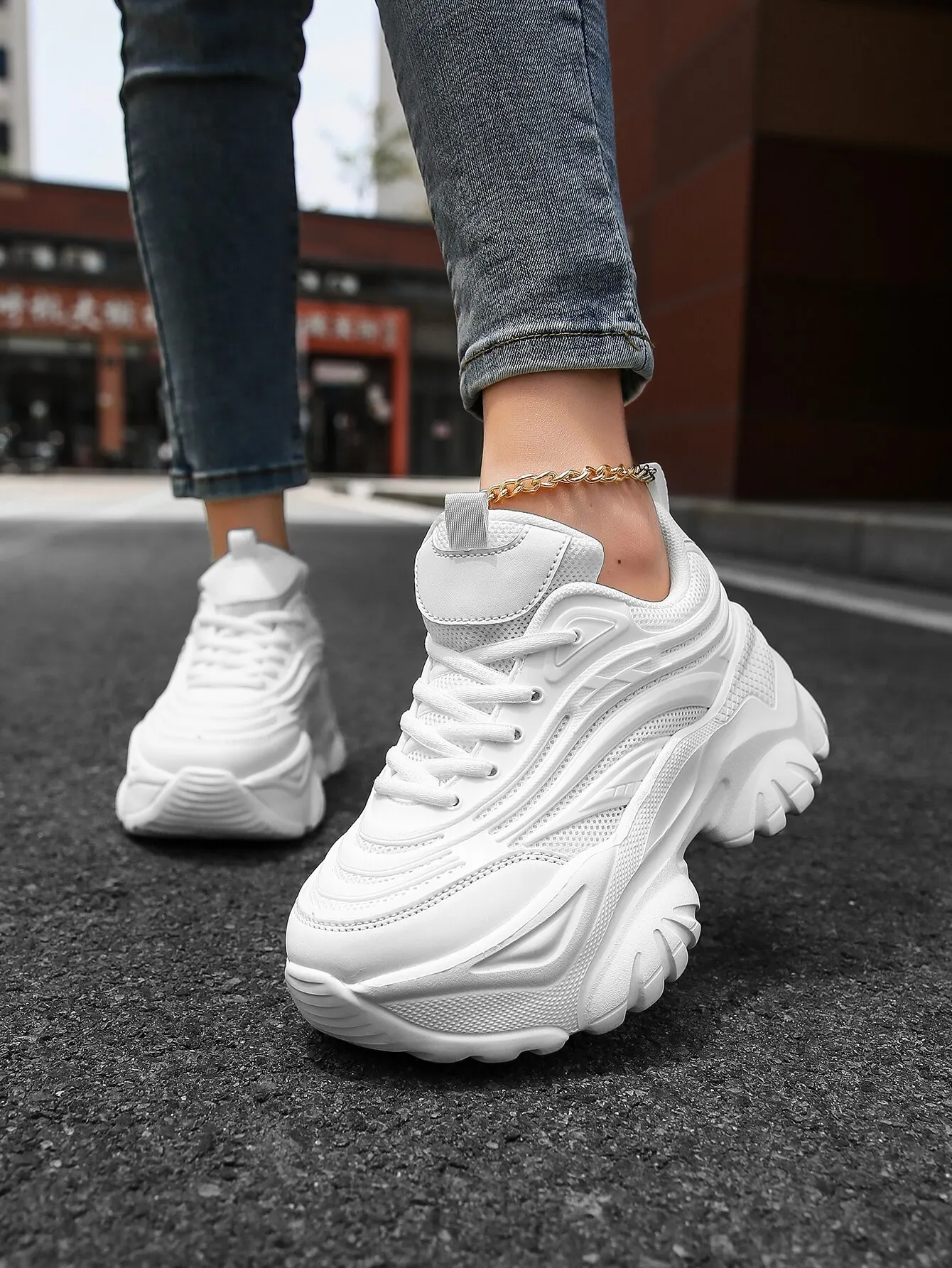 Women Shoes Casual Sports Solid Color Ultra-light Height-increasing Running Comfortable and Versatile Daily