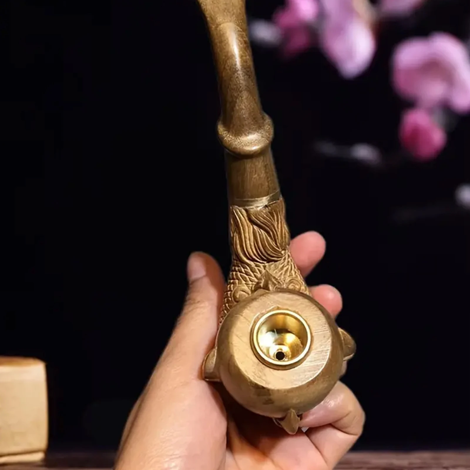 1pc Tobacco Pipe Dragon Claw Handmade Solid Wood Pipe Pot Filter High-grade Carved Small Leaf Red Sandalwood Men's Gift