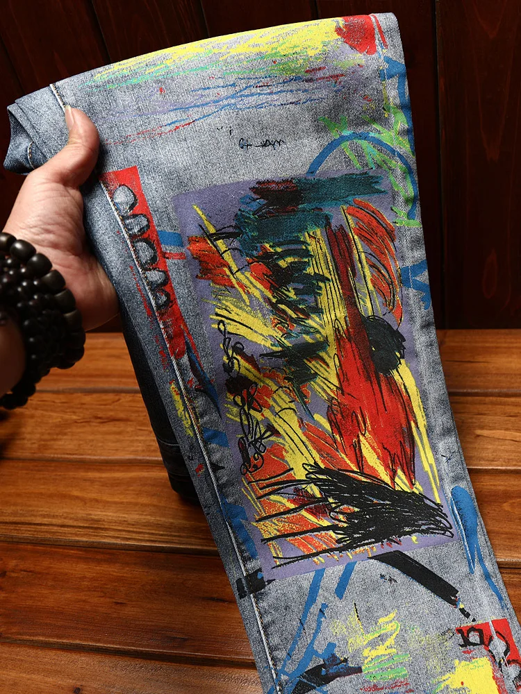 Рисунок 5 - Джинсы мужские с принтом граффити