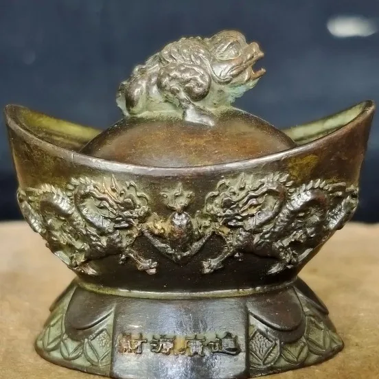 

Two dragons play pearls, beckoning fortune, ingots, golden toads, rich and noble wealth, rolling doors, home offices, tea tables