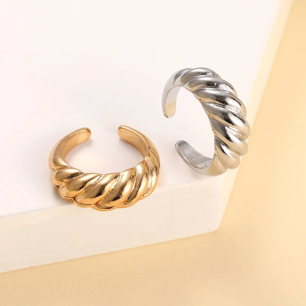 New Creative Smooth Water Drop Rings for Women Vintage Geometric Adjustable Croissant Open Finger Nail Ring Couple Jewelry Gifts