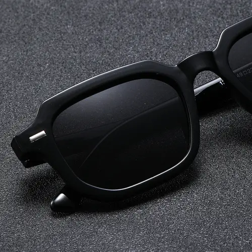 1Pc Men's Fashion Glasses New Trendy Square Frame Retro Rivet Y2K Music Festival Cool Street Style Decoration Suitable for Daily - Image 4