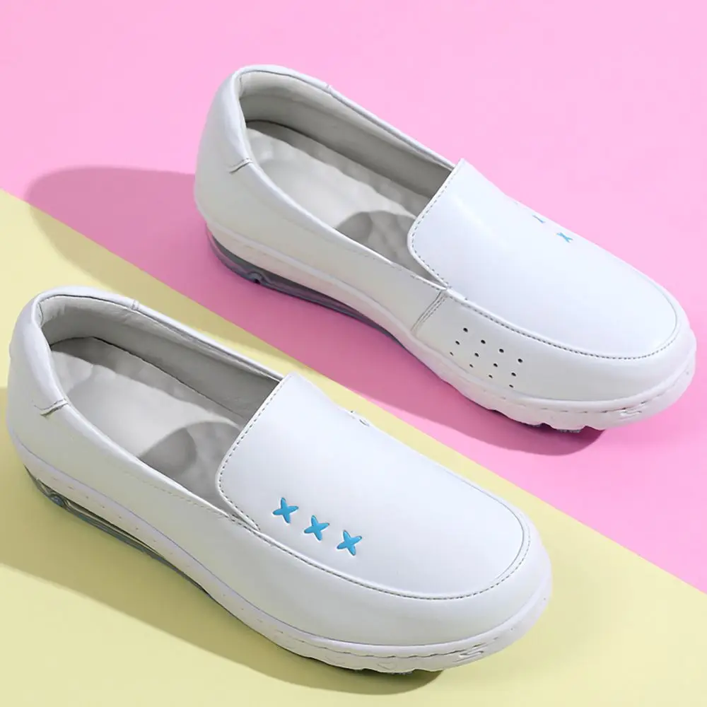 

Warrior 2022 Brand Designed Women High Quality Outdoor Nurse Walking Shoes , Fashion Sneakers , Cute Non-slip Lady