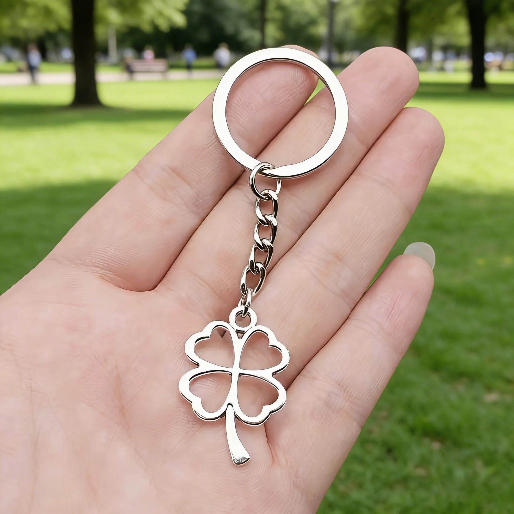 Niedlicher Emaille-Schlüsselanhänger zum Muttertag - Tulpen- & Rosen-Charm Schlüsselring für Mama - Bestes Geschenk zum Muttertag, Taschenaccessoire für Frauen