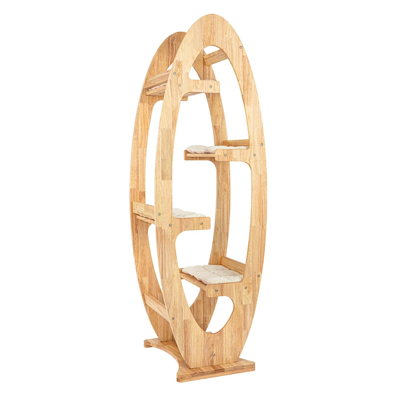 

The cat's nest and the cat's tree are integrated with imported solid wood