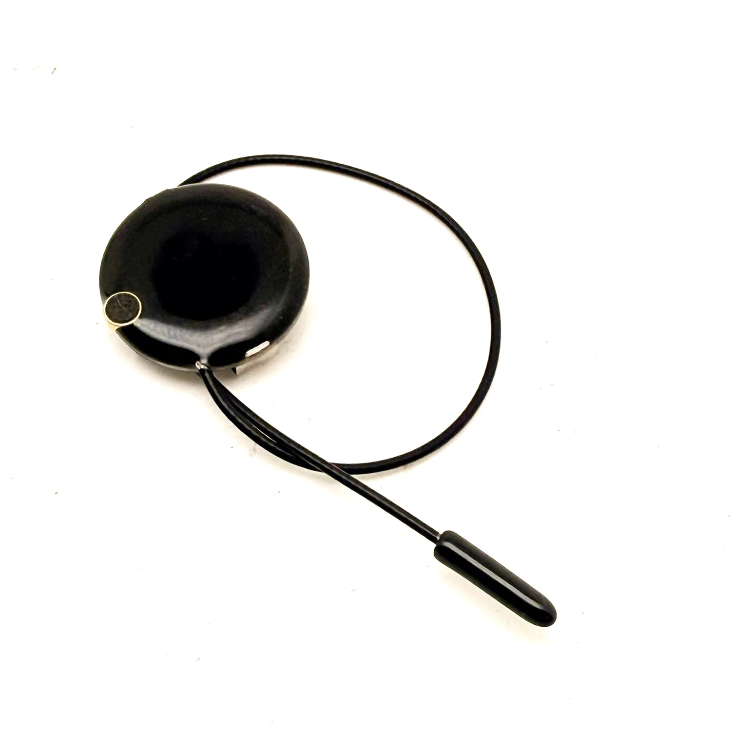 Compact Wireless Audio Transmission Module with FM Broadcast Capability