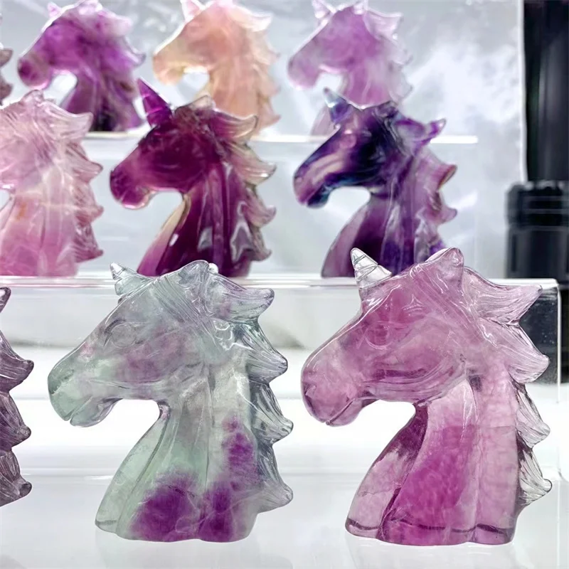 Arcobaleno naturale Fluorite unicorno scultura scultura guarigione gemma artigianato di cristallo per la decorazione domestica ornamento 1 pz 7CM