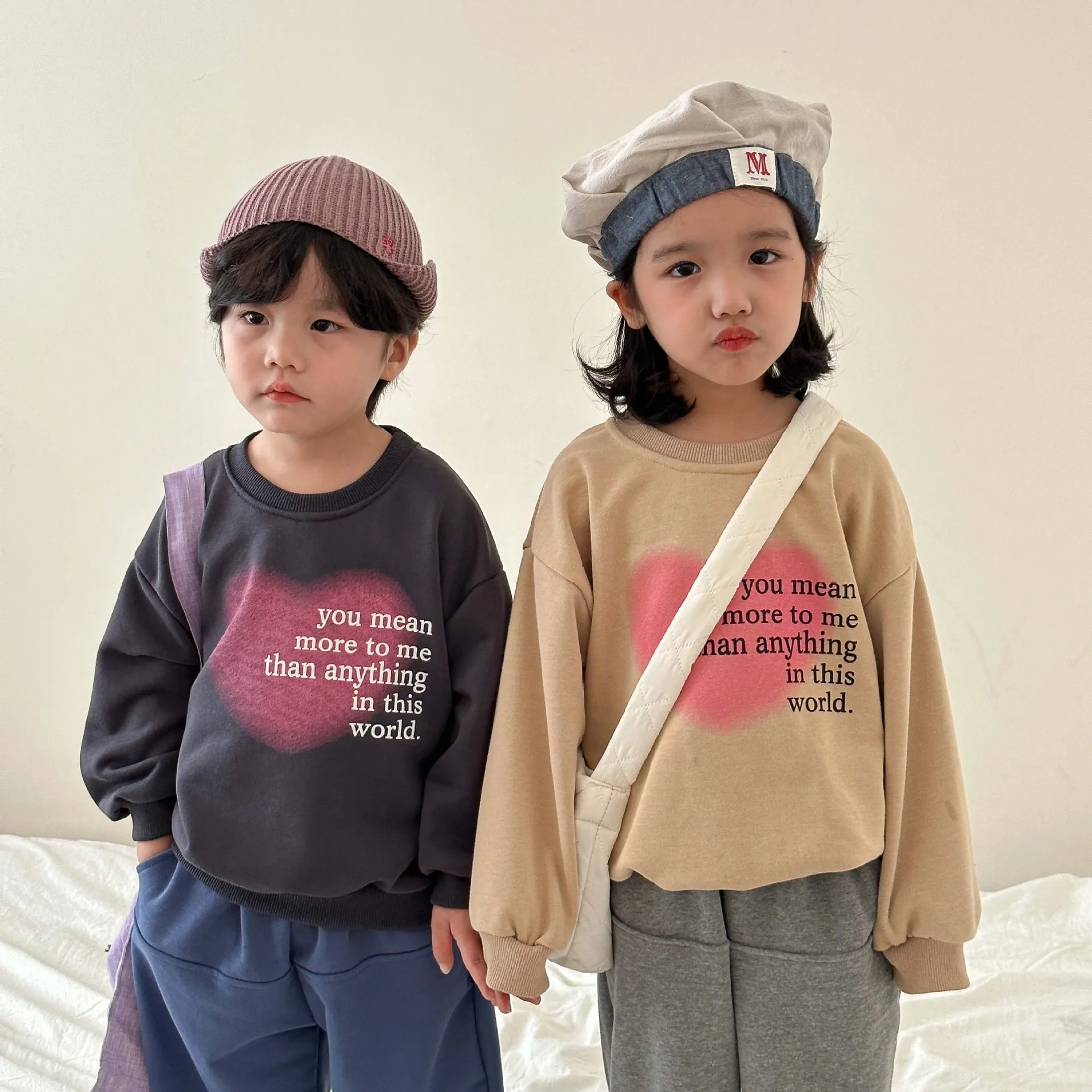 

2024 Spring Autumn Children Love Pullover Sweatshirt Girl Baby Retro Letter Print Long Sleeve Tops Toddler Boy Cotton Loose Tees