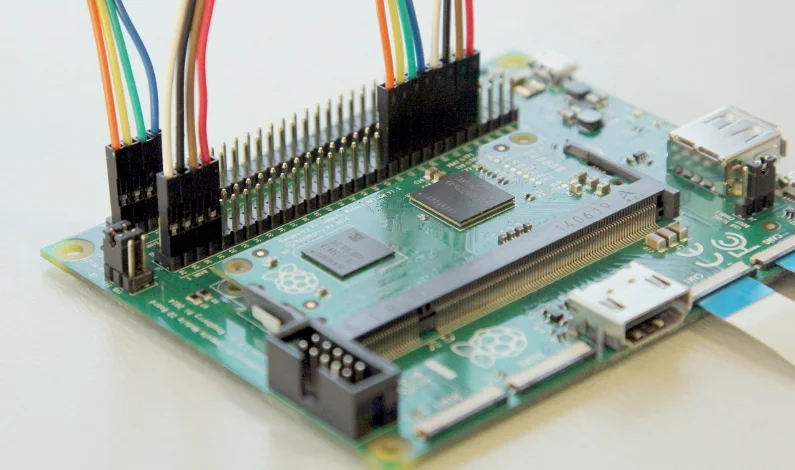 

Raspberry Pi compute module io board rpi-cm v1.1