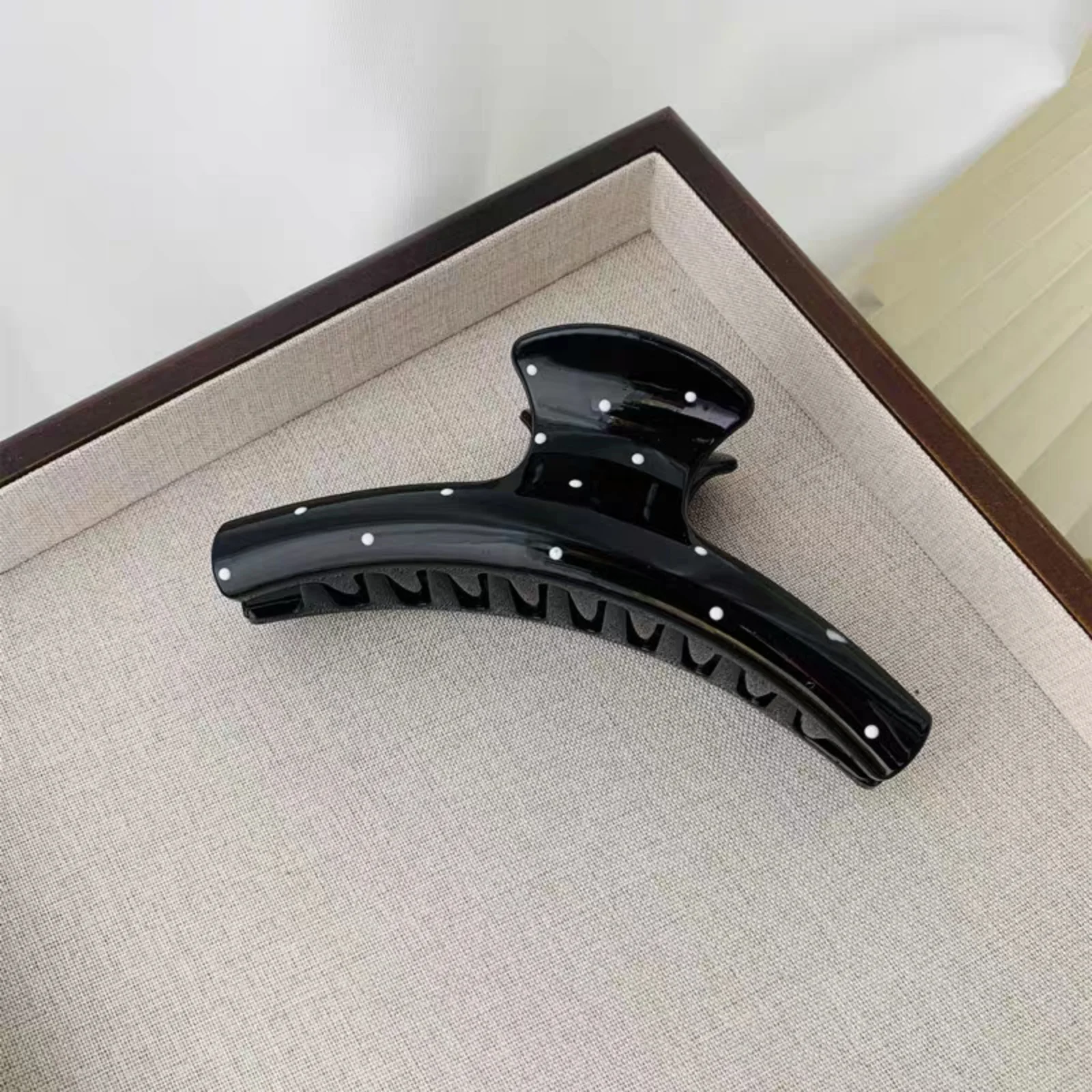 1PC　Women's Geometric 1PC　Hair Clutches, Transparent Acrylic Material, Trendy Hair Grips for Stylish Daily & Party Looks