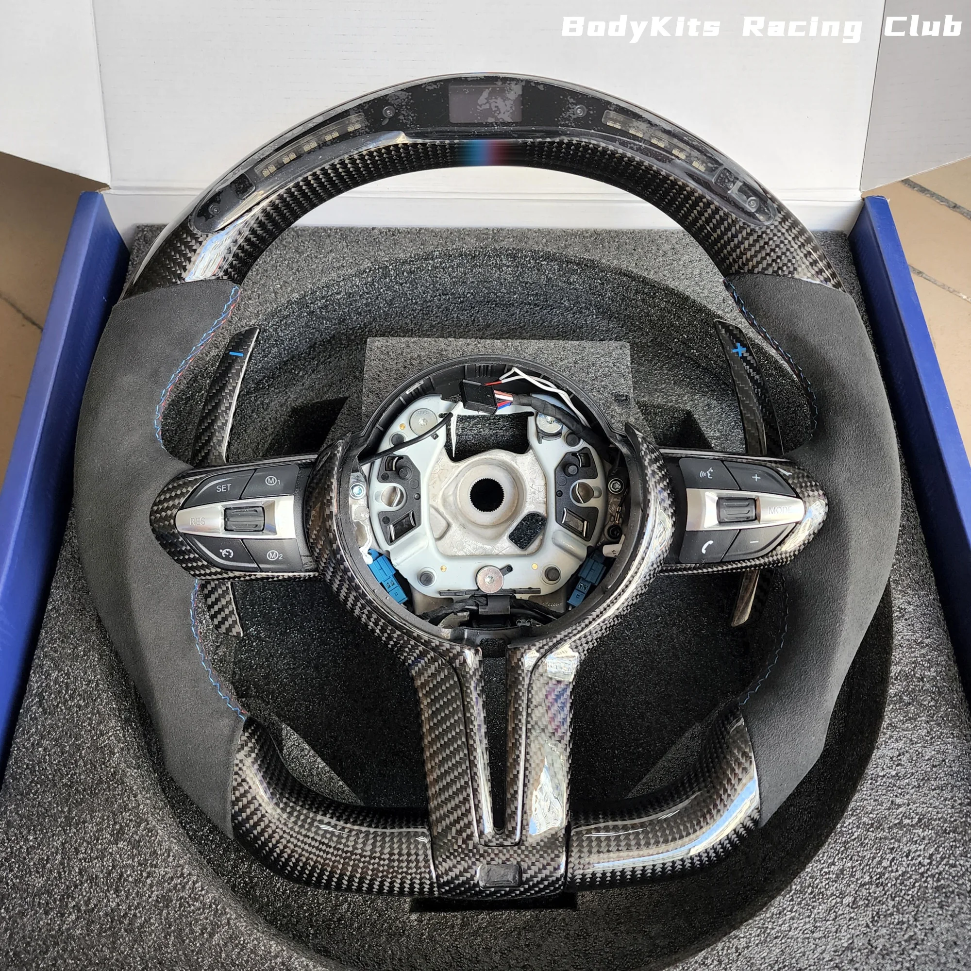 専用ページ BMW F82 M4 F80 M3 カーボン ステアリング トリム streamtech_rcbmfm-j-xp1206