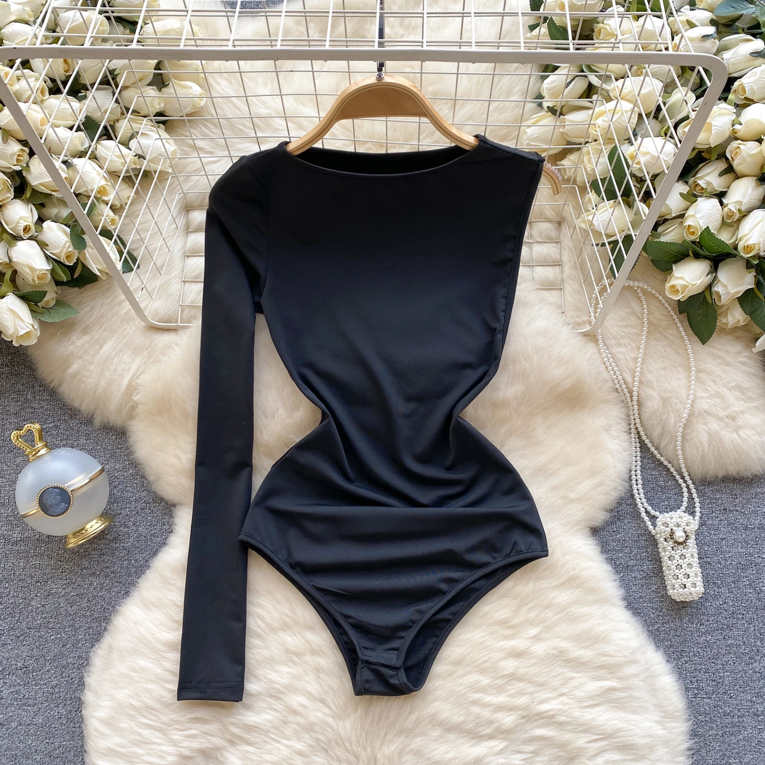 

Clothland Women Sexy Black Bodysuit One Sleeve O Neck Stretchy Slim Fit Female Chic Fashion Blouse Shirt Playsuits KA432