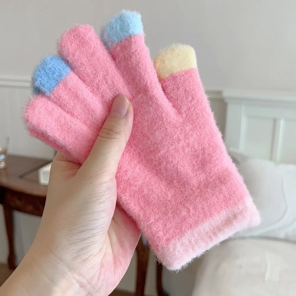 Warm Knitted Kids Winter Gloves for 4-10 Years Old
