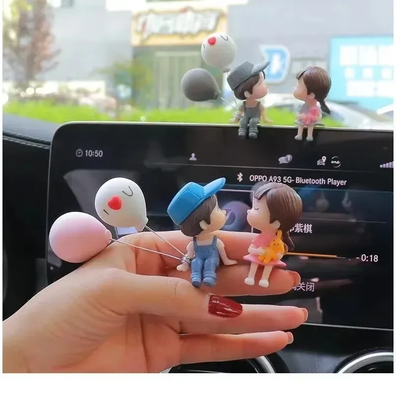 Cute Cartoon Car Decoration Accessories Couple Character Statues Balloons Car Interior Dashboard Accessories