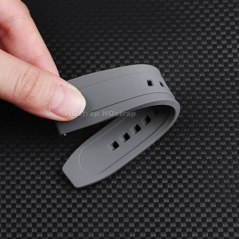 Universal Waterproof Silicone Watchband - Quick Release, Sport Soft Wristband, 20mm/22mm