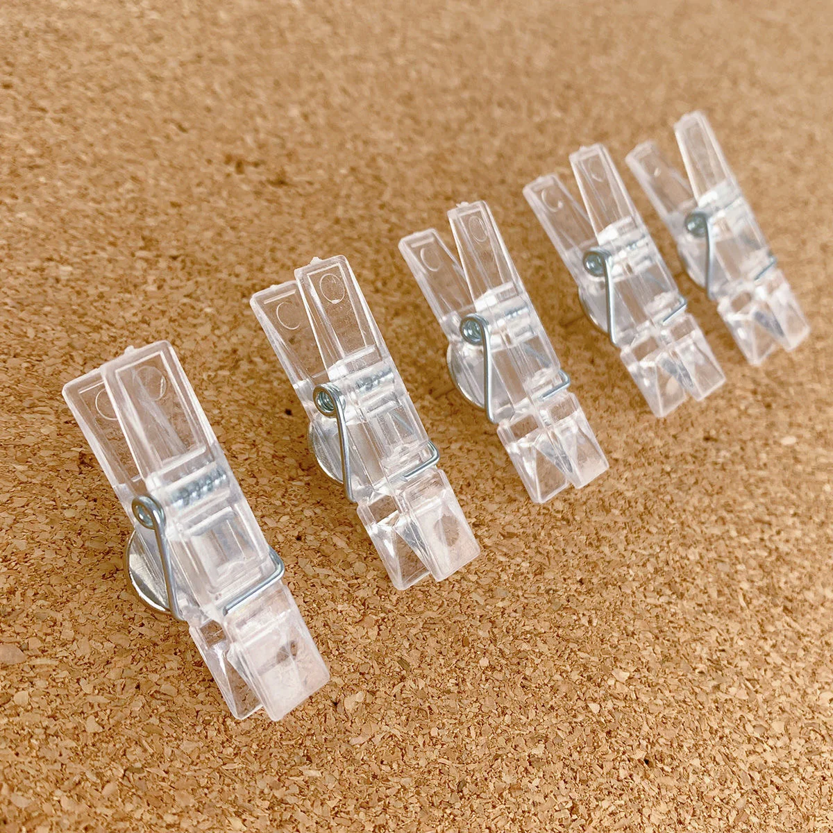 Multifunctional Clip-shaped Thumb Tacks for Cork Board Transparent Plastic Push Pins Home Photo Wall Decoration Clips 20pcs push pins