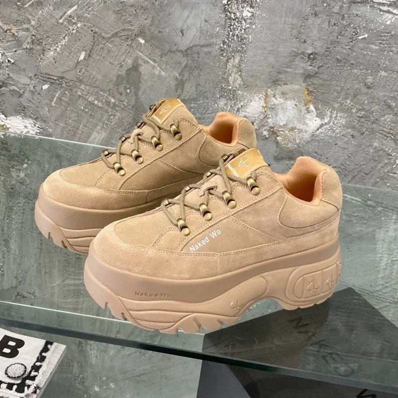 Naked Wolfe Sporty Suede Platform Trainers Lace-Up Punta Tonda Piattaforma In Rilievo Suola In Gomma Gold-Tone Hardware Branding At Laces