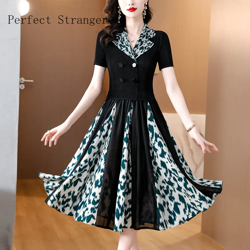 

Professional Formal Miyak Pleated Dress 2024 New Ladies High-end Luxury Commuter Elegant Suit Collar Gradient Midi Dresses