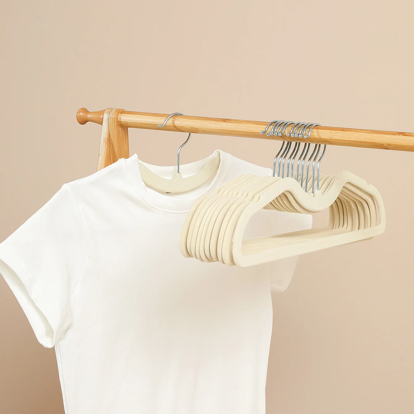 Clothes Hanger Cloth Flocking Plastic Space saving Anti slip Short Neck 10pcs