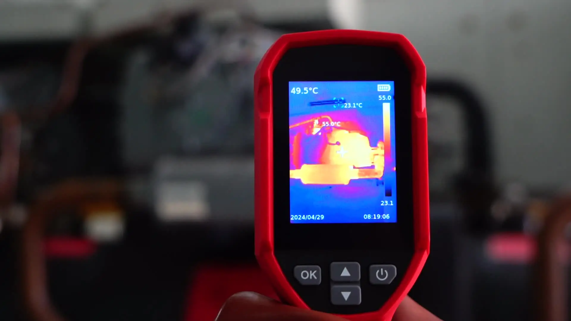 サーモグラフィーカメラ　UTi120S Amazon.co.jp: UNI-T UTi120S 赤外線サーマルカメラ 120x90 IR