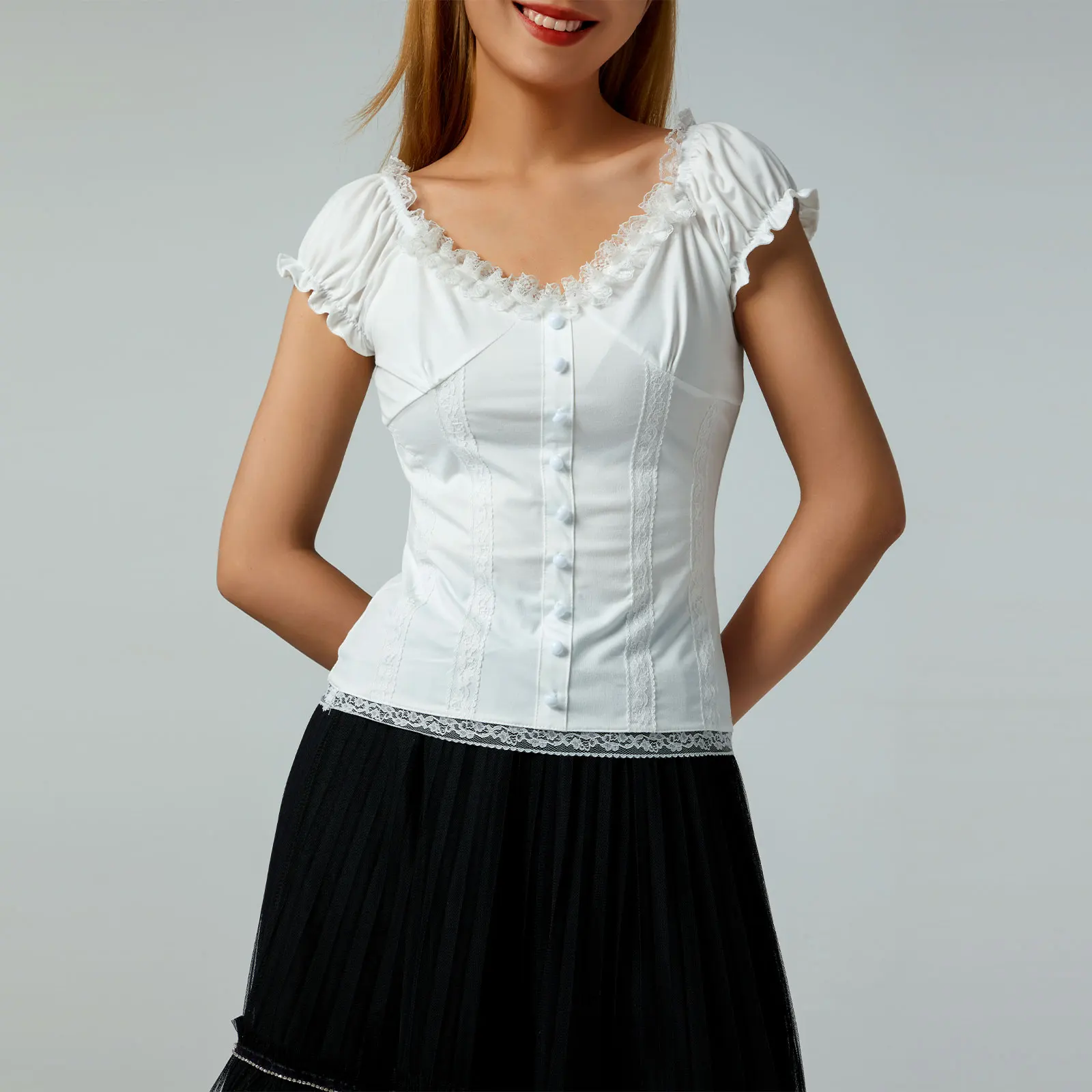 2022 Ladies Spice Vintage Scollo A V Camicia Maniche Corte Pizzo Volant Orlo Abbottonare Solid Summer Women'S Tee