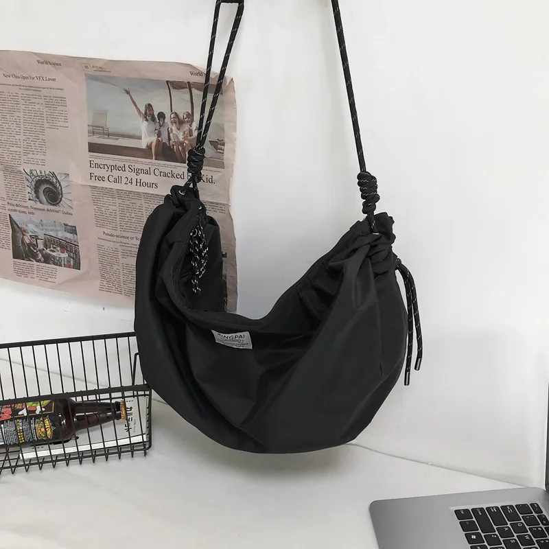 Single Shoulder Crossbody Bag Nylon Sports High Capacity Travel Cross Shoulder Backpack Men's And Women's Single Shoulder Bag