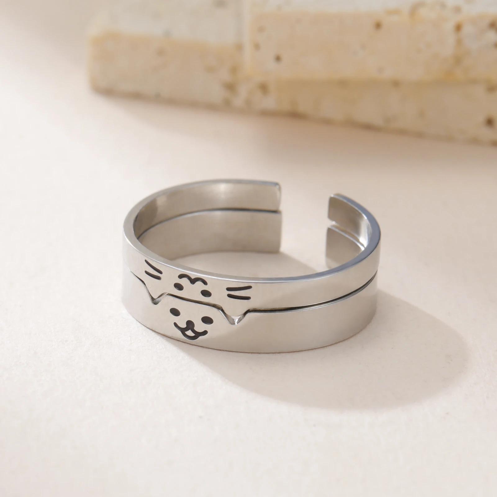 Cat and Dog Ring 