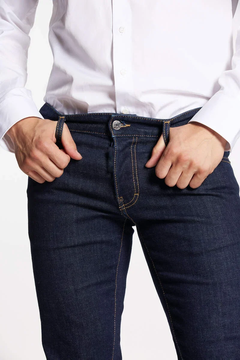 2024 Spring/Summer New D2 Trendy Men's Washed and Worn Hole Patches Painted Trendy Men's Small Feet Light Blue Jeans Men's