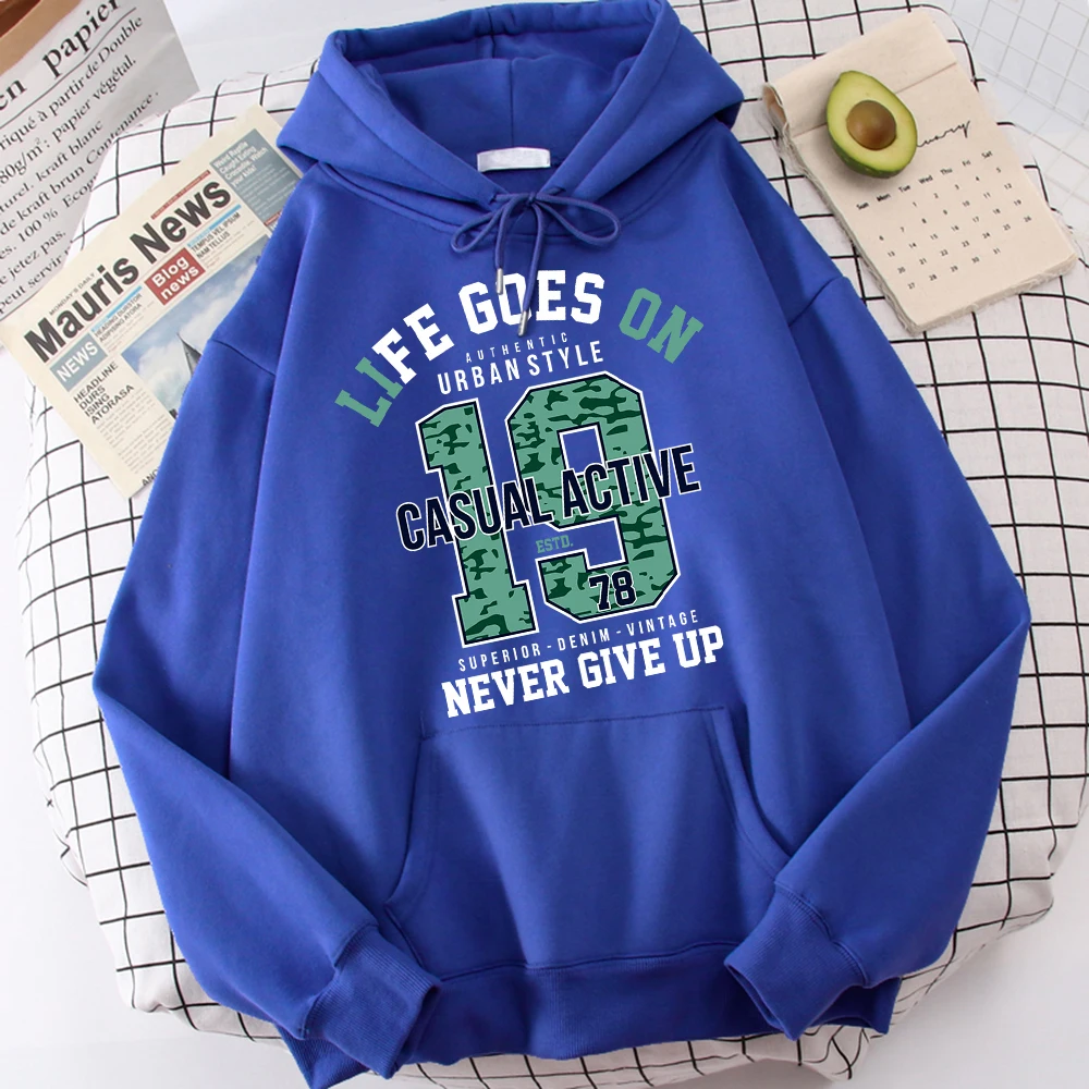 

Life Goes On Urban Style 1987 Never Give Up Hoodies Male Sport Oversized Clothes Vintage Top Comfortable Graphic Sweatshirt Men
